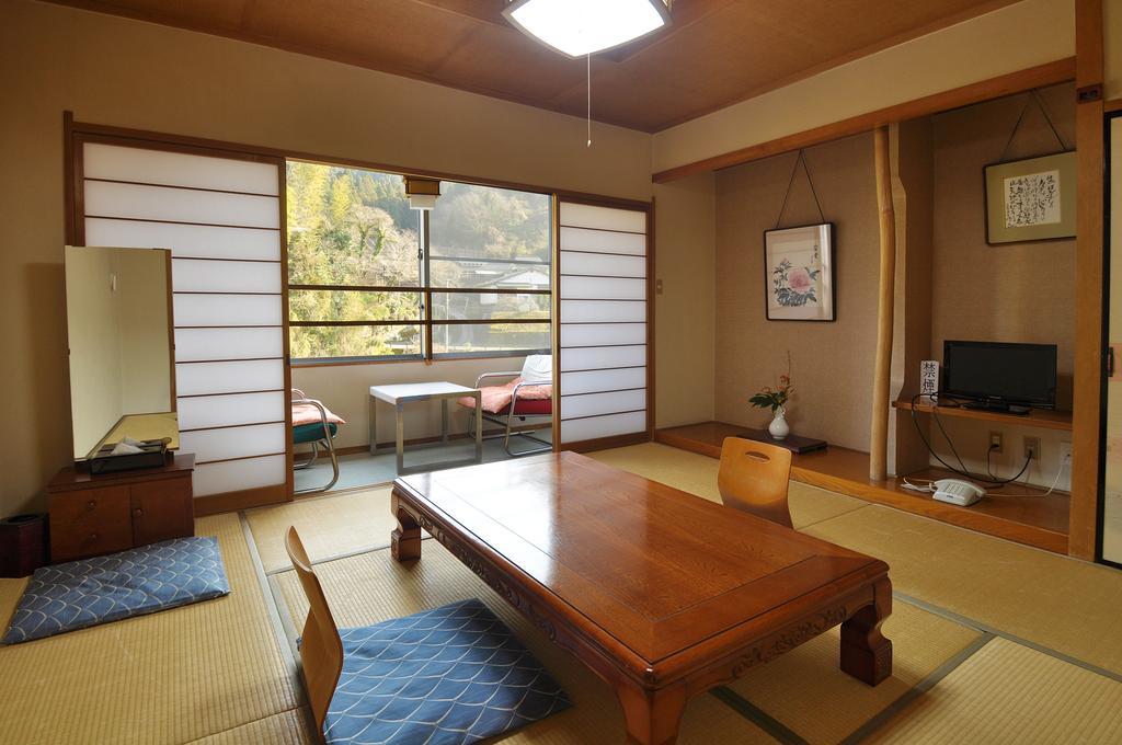 Hôtel Furuyu Onsen Oogiya à Saga Extérieur photo